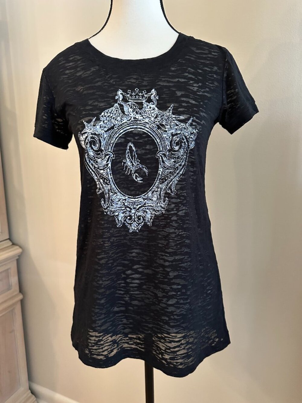 NWT BCBGMAXAZRIA Scorpio Zodiac Black Burnout Graphic Tee Top XS